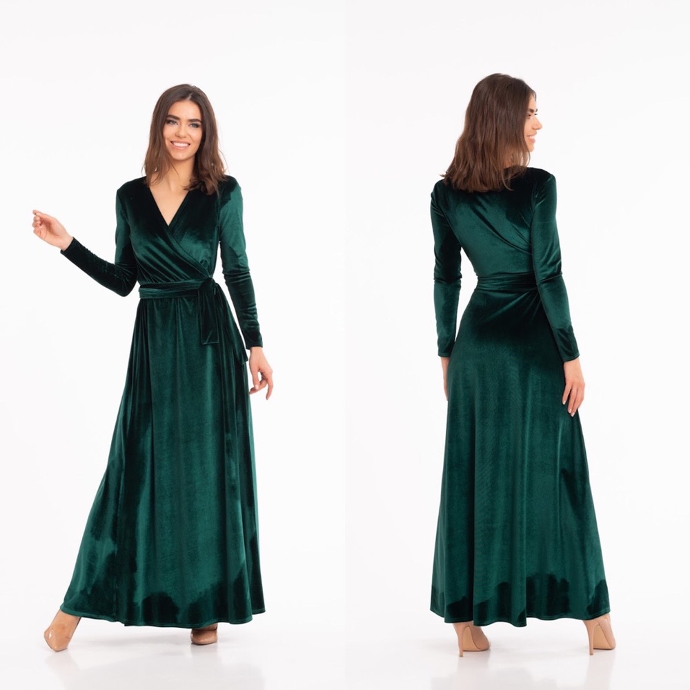 ❗️NEW❗️Emerald Green Bridesmaid Velvet Wrap Dress